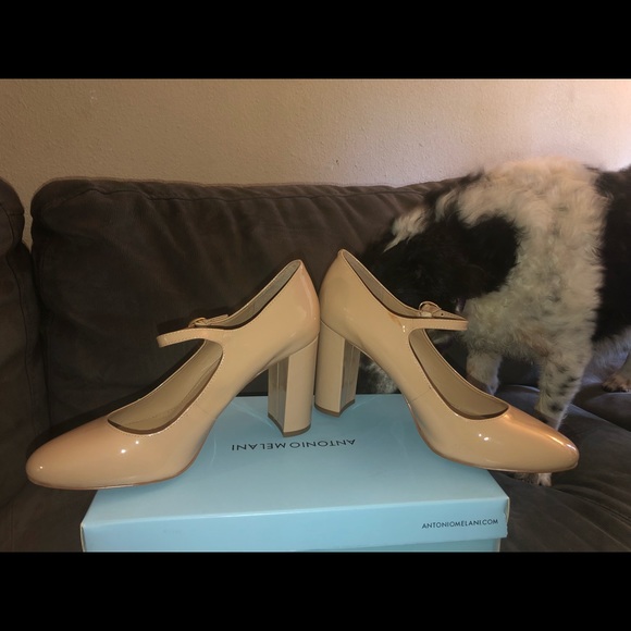 Antonio Melani nude/bone colored heels - Picture 3 of 5